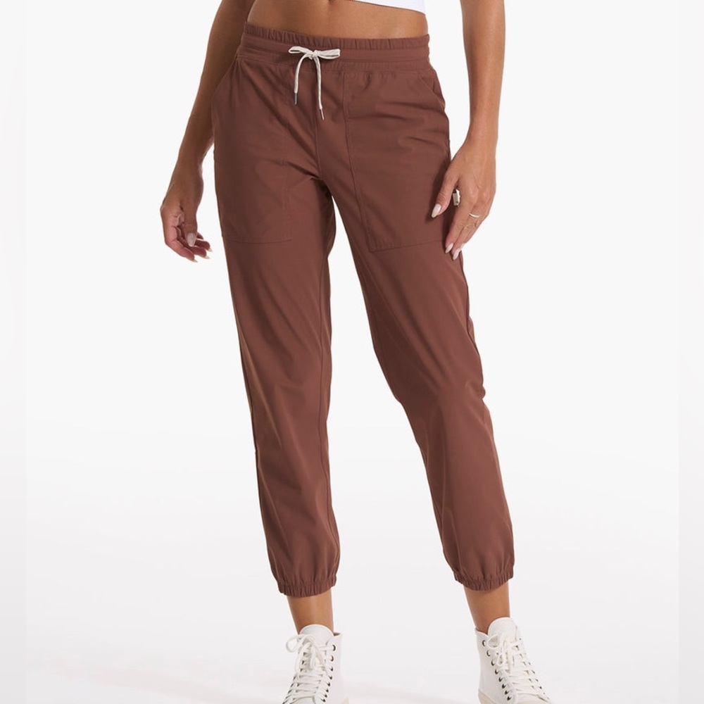 Vuori Miles Jogger in Hazelnut | M